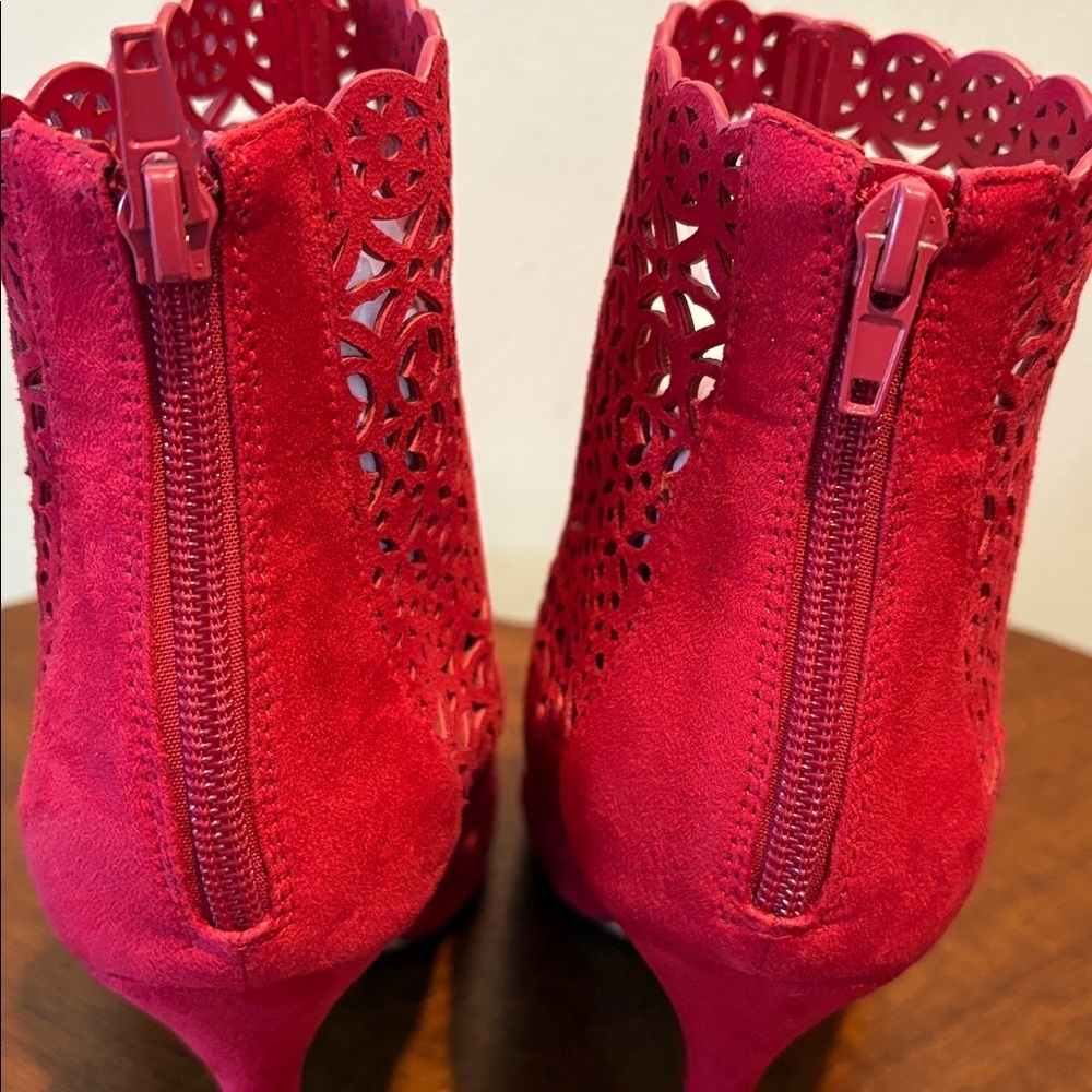 Aldo open toe heeled boots Red suede like cut out Lace look 4โ heel size 7 - Picture 7 of 10